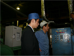 東大阪市高井田の各工場で高校生がモノづくりを体験